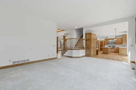 9272 Duckwood Trail Woodbury MN 55125