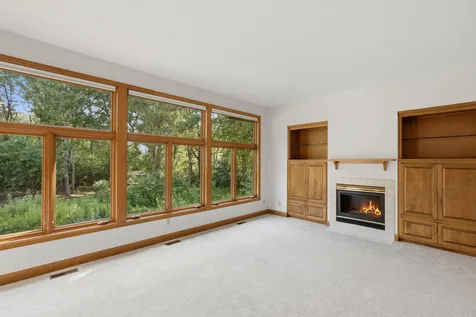 9272 Duckwood Trail Woodbury MN 55125