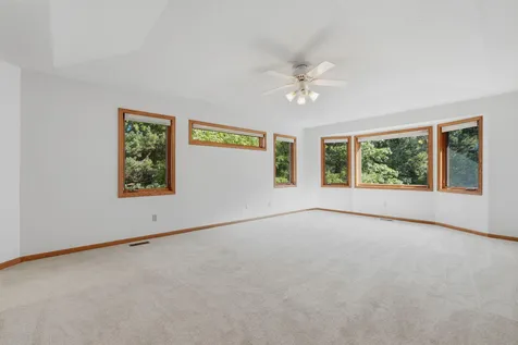 9272 Duckwood Trail Woodbury MN 55125