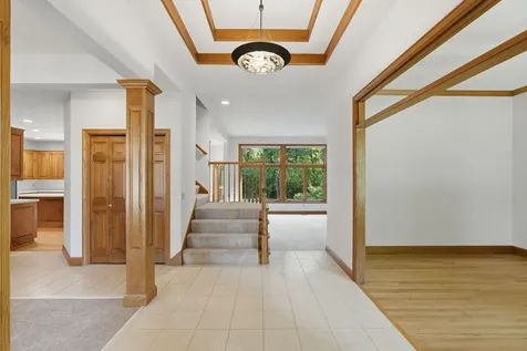 9272 Duckwood Trail Woodbury MN 55125