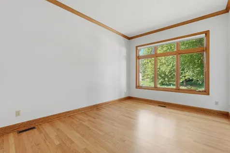 9272 Duckwood Trail Woodbury MN 55125