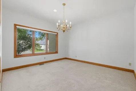 9272 Duckwood Trail Woodbury MN 55125