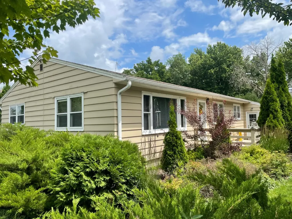 1806 Bellview Lane Albert Lea MN 56007