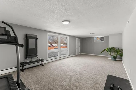 7008 35th Avenue N Crystal MN 55427