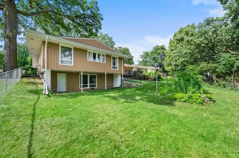 7008 35th Avenue N Crystal MN 55427