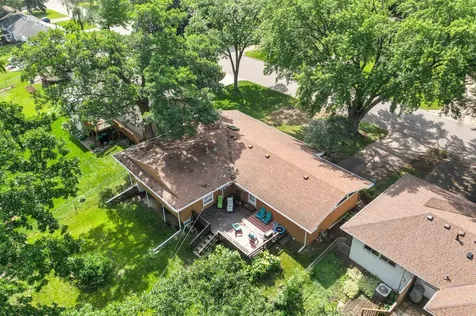 7008 35th Avenue N Crystal MN 55427