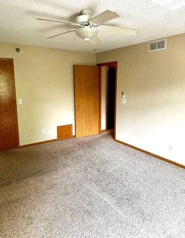 8450 Kimball Drive Eden Prairie MN 55347