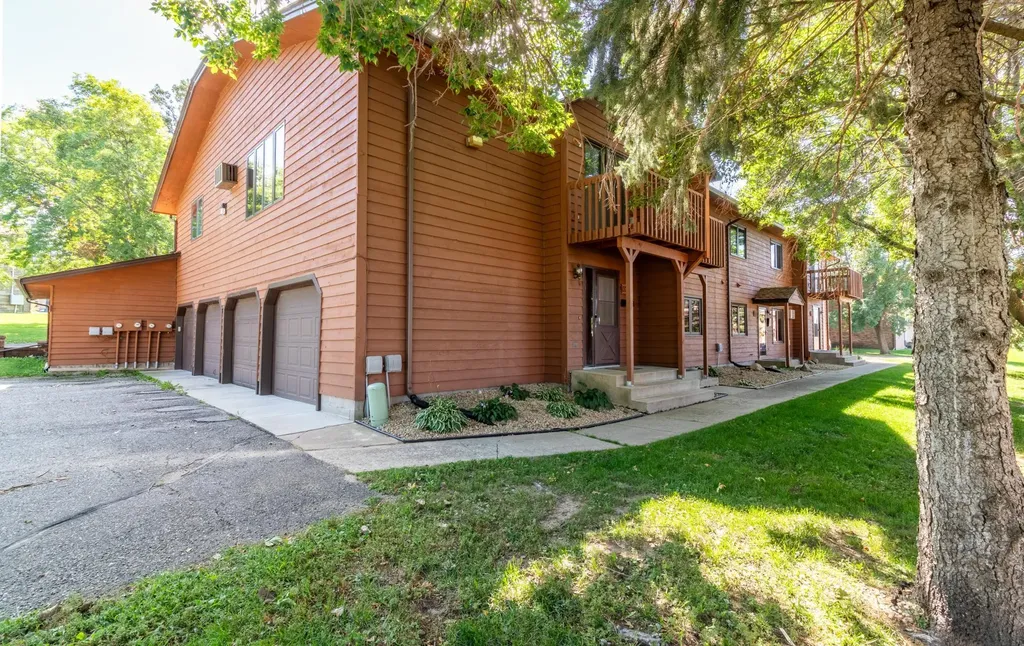 1330 13th Street Circle Sauk Rapids MN 56379