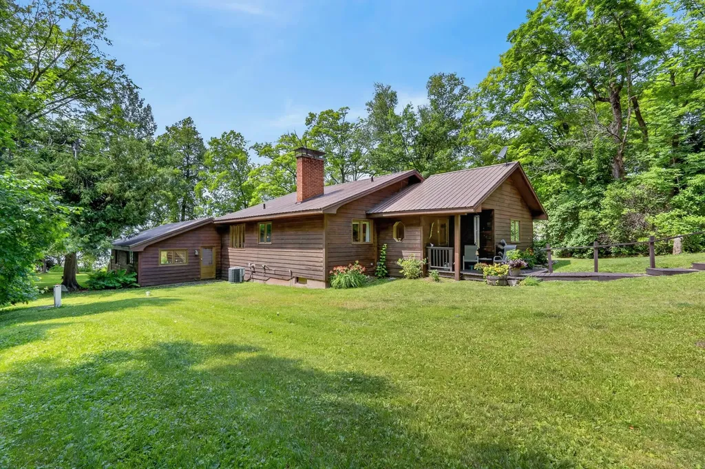 49395 Holasek Road Deer River MN 56636