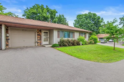 4793 Avon Street Shoreview MN 55126