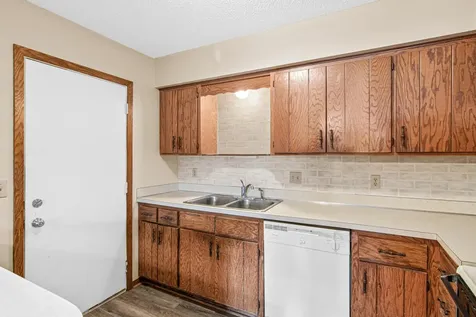 4793 Avon Street Shoreview MN 55126