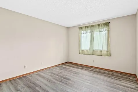 4793 Avon Street Shoreview MN 55126