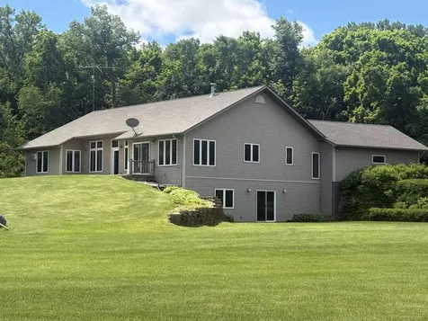 12787 Braseth Bay Road Lake Park MN 56554