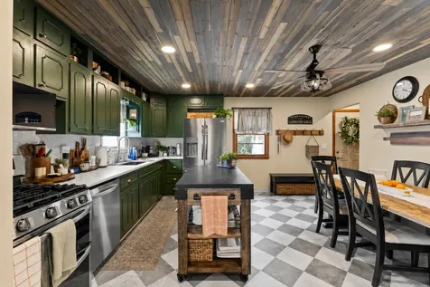1216 8th Lane Anoka MN 55303