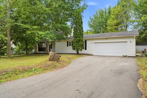 3715 31st Avenue N Robbinsdale MN 55422