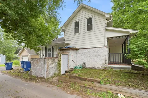 3715 31st Avenue N Robbinsdale MN 55422