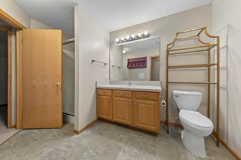 1320 S Trail Drive Faribault MN 55021