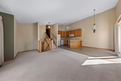 1320 S Trail Drive Faribault MN 55021