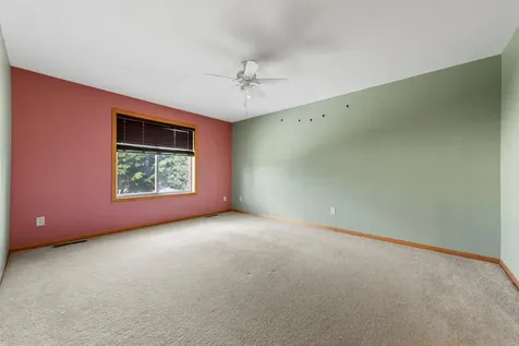 1320 S Trail Drive Faribault MN 55021