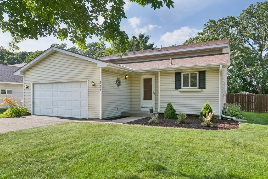 723 Sunwood Park Drive Waite Park MN 56387