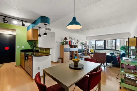 1920 S 1st Street Minneapolis MN 55454