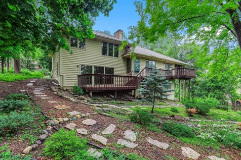 4211 Redding Ridge Drive Minnetonka MN 55345