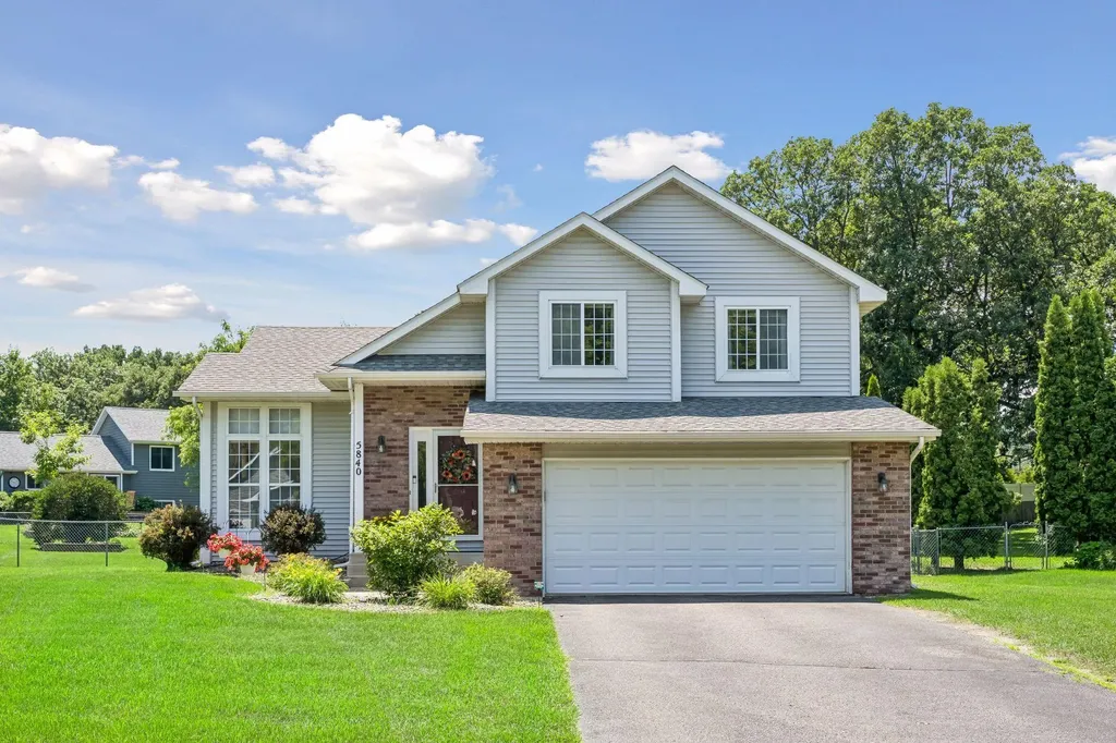 5840 142nd Avenue NW Anoka MN 55303