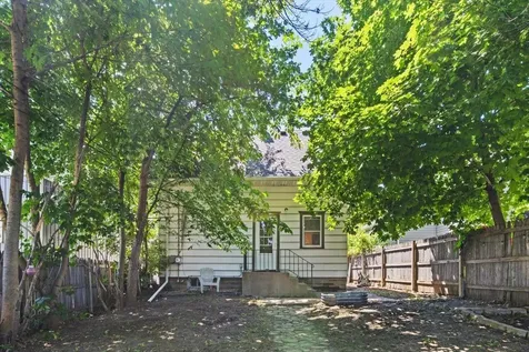 399 Curtice Street E Saint Paul MN 55107