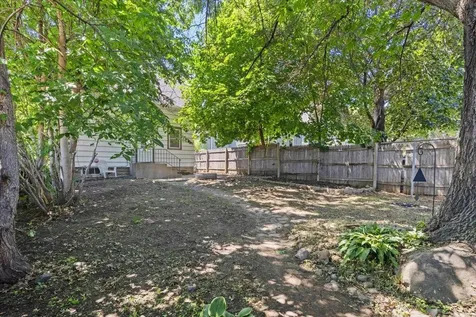 399 Curtice Street E Saint Paul MN 55107
