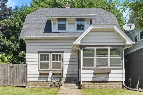 399 Curtice Street E Saint Paul MN 55107
