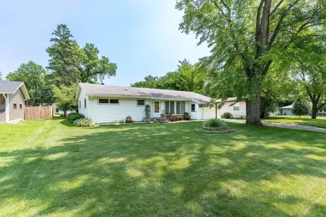 908 N 1st Avenue Fergus Falls MN 56537