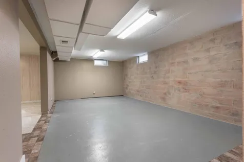 908 N 1st Avenue Fergus Falls MN 56537
