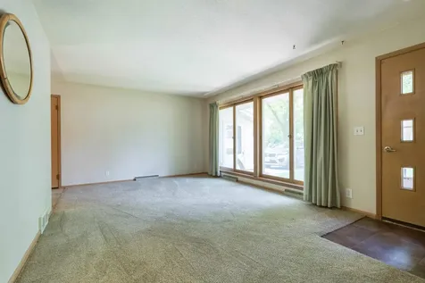 908 N 1st Avenue Fergus Falls MN 56537