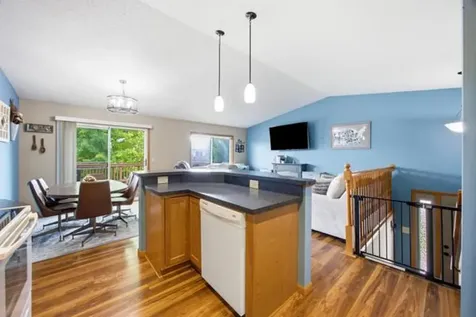 5270 49th Avenue S Fargo ND 58104