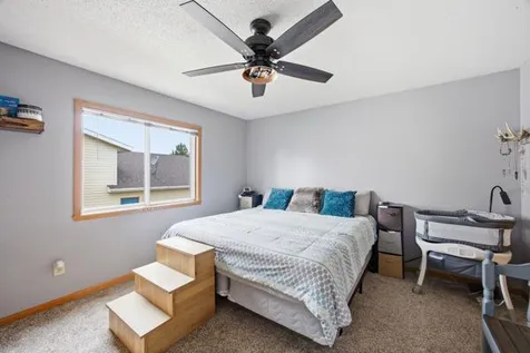 5270 49th Avenue S Fargo ND 58104