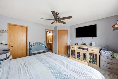 5270 49th Avenue S Fargo ND 58104
