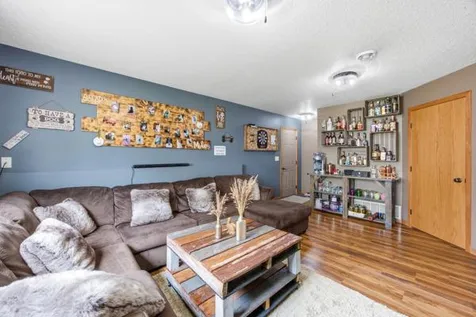 5270 49th Avenue S Fargo ND 58104