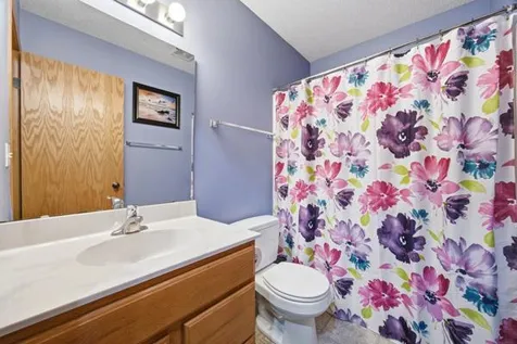 5270 49th Avenue S Fargo ND 58104