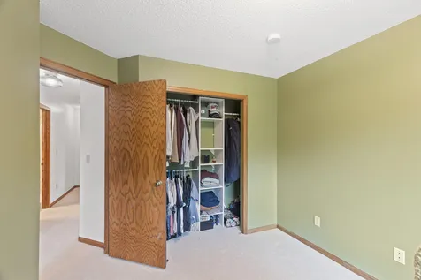 100 Primrose Court Vadnais Heights MN 55127