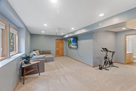 100 Primrose Court Vadnais Heights MN 55127