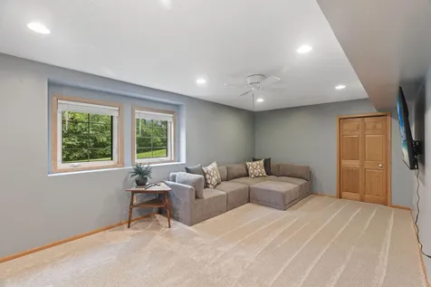 100 Primrose Court Vadnais Heights MN 55127