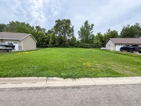 1275 Bellflower Lane NE Owatonna MN 55060