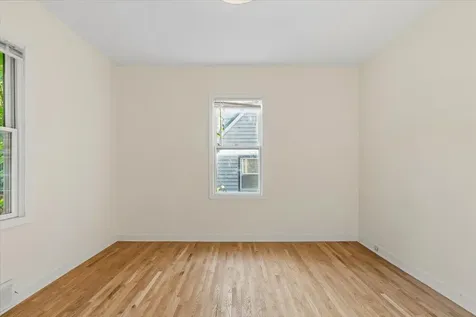 71 Wyoming Street E Saint Paul MN 55107