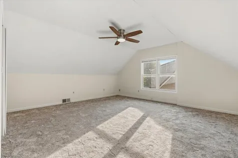71 Wyoming Street E Saint Paul MN 55107