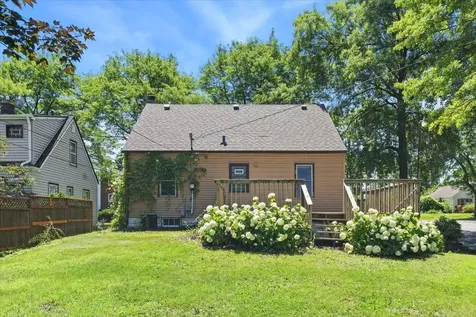 71 Wyoming Street E Saint Paul MN 55107