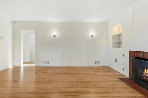 71 Wyoming Street E Saint Paul MN 55107