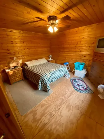 176 Oak Oak Island MN 56741
