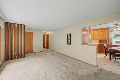 6506 34th Avenue N Crystal MN 55427