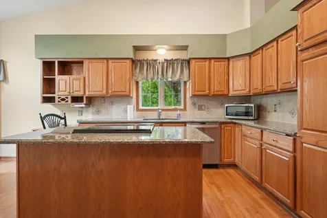 12783 Falcon Drive Apple Valley MN 55124