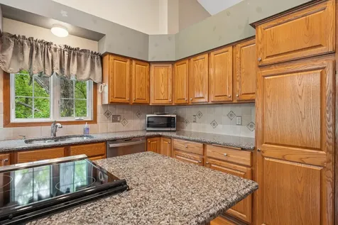 12783 Falcon Drive Apple Valley MN 55124